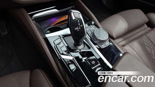 BMW 5 Series (G30) 530i M Sport Package 2023 — фото 9