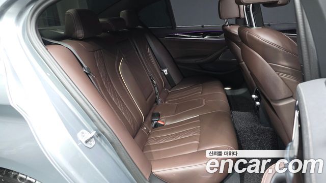 BMW 5 Series (G30) 530i M Sport Package 2023 — фото 12