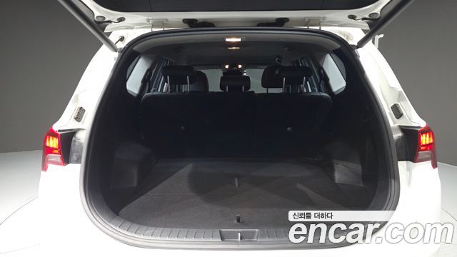 Hyundai Santa Fe Diesel 2.2 2WD Prestige 2021 — фото 20