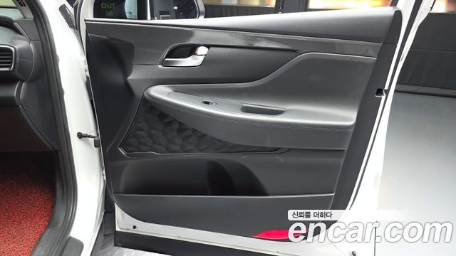 Hyundai Santa Fe Diesel 2.2 2WD Prestige 2021 — фото 24