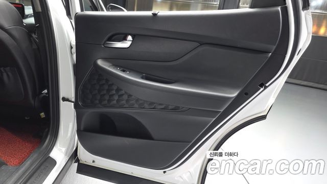 Hyundai Santa Fe Diesel 2.2 2WD Prestige 2021 — фото 25