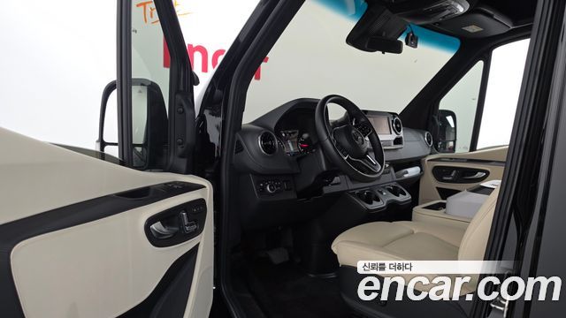 Mercedes-Benz Sprinter 2.0 Diesel 2023 — фото 10