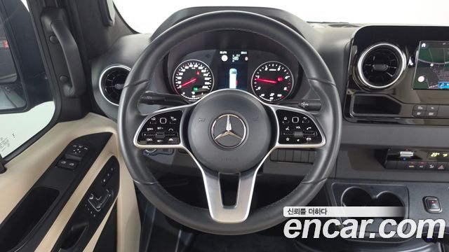 Mercedes-Benz Sprinter 2.0 Diesel 2023 — фото 17