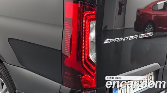 Mercedes-Benz Sprinter 2.0 Diesel 2023 — фото 29