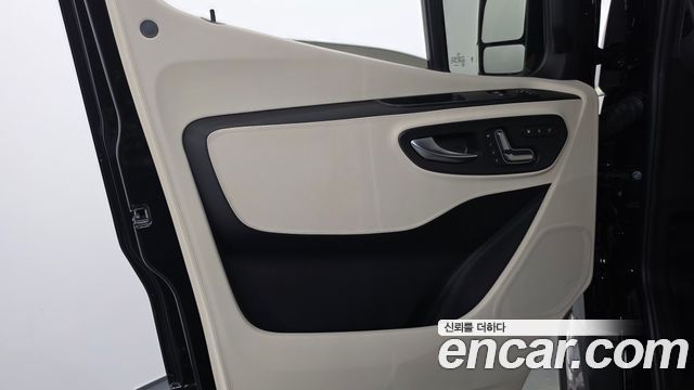 Mercedes-Benz Sprinter 2.0 Diesel 2023 — фото 30