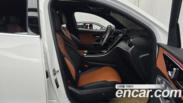 Mercedes-Benz GLC-Class (X254) GLC300 4MATIC Coupe 2024 — фото 32