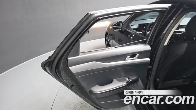 Kia K5 (III) 2.0 Prestige 2024 — фото 25