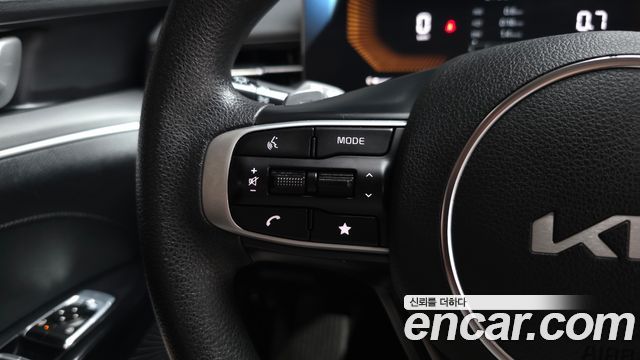 Kia K5 (III) 2.0 Prestige 2024 — фото 37