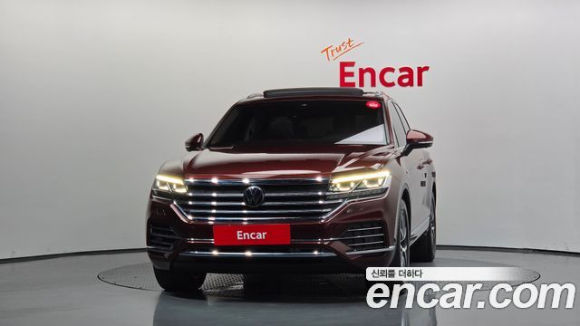 Volkswagen Touareg (III) 3.0 TDI Prestige 2023 — фото 3