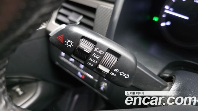 KG Mobility (SsangYong) Rexton Sports Khan Diesel 2.2 4WD Pioneer S (Link) 2019 — фото 17