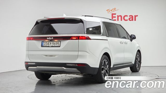 Kia Carnival (IV) Gasoline 9-Seater Signature 2023 — фото 2