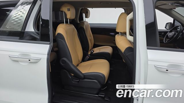 Kia Carnival (IV) Gasoline 9-Seater Signature 2023 — фото 11