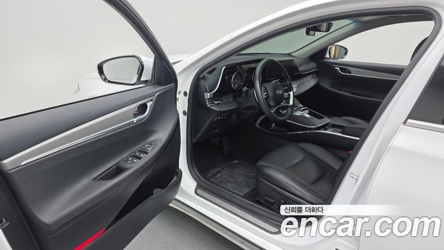Hyundai Grandeur (IG) 3.0 LPi Rent Car Modern 2023 — фото 10