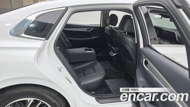 Hyundai Grandeur (IG) 3.0 LPi Rent Car Modern 2023 — фото 11