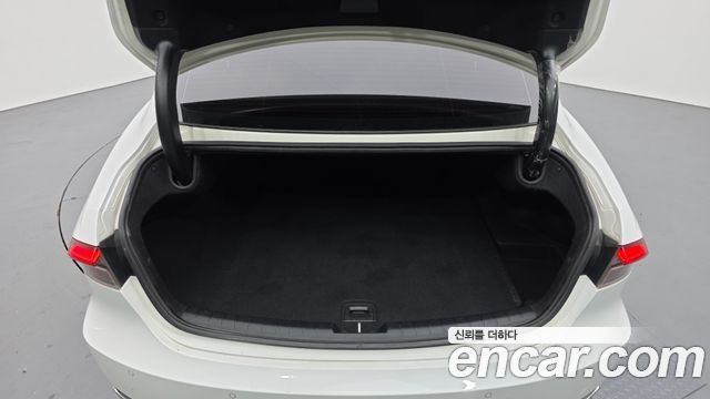 Hyundai Grandeur (IG) 3.0 LPi Rent Car Modern 2023 — фото 20