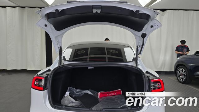 Tesla Model 3 Long Range AWD 2021 — фото 24