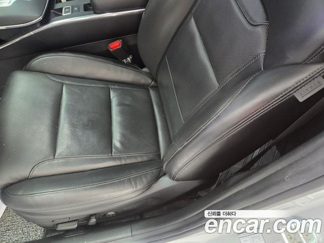 Hyundai Grandeur (IG) 3.0 LPi (Taxi) Deluxe VIP Pack 2022 — фото 10
