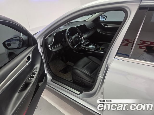 Hyundai Grandeur (IG) 3.0 LPi (Taxi) Deluxe VIP Pack 2022 — фото 15