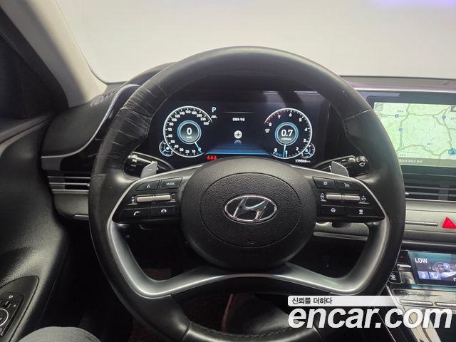 Hyundai Grandeur (IG) 3.0 LPi (Taxi) Deluxe VIP Pack 2022 — фото 20