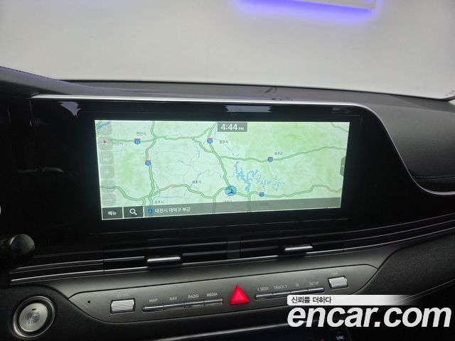 Hyundai Grandeur (IG) 3.0 LPi (Taxi) Deluxe VIP Pack 2022 — фото 21