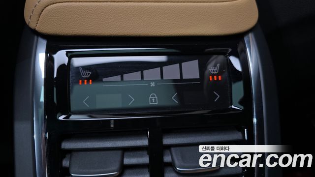 Volvo V60 Cross Country (II) B5 Ultimate AWD 2024 — фото 28