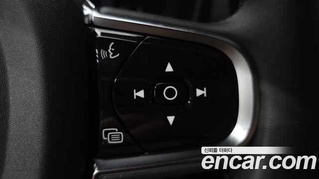 Volvo V60 Cross Country (II) B5 Ultimate AWD 2024 — фото 34