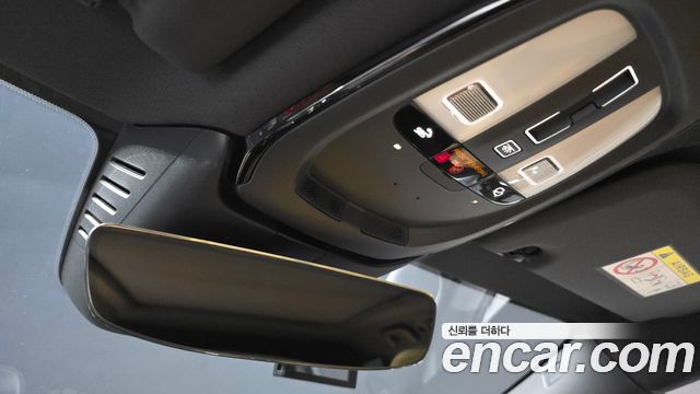 Volvo V60 Cross Country (II) B5 Ultimate AWD 2024 — фото 35
