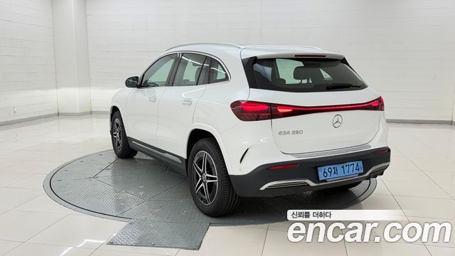 Mercedes-Benz EQA (H243) EQA250 AMG Line 2026 — фото 3