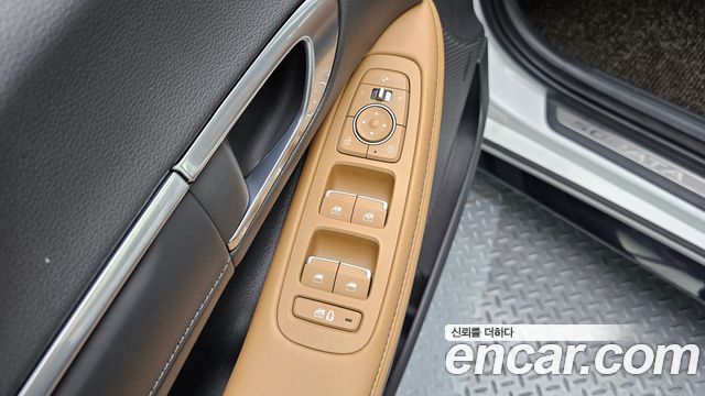 Hyundai Sonata (DN8) 1.6 Turbo Inspiration 2021 — фото 18