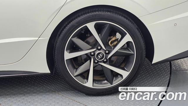 Hyundai Sonata (DN8) 1.6 Turbo Inspiration 2021 — фото 21