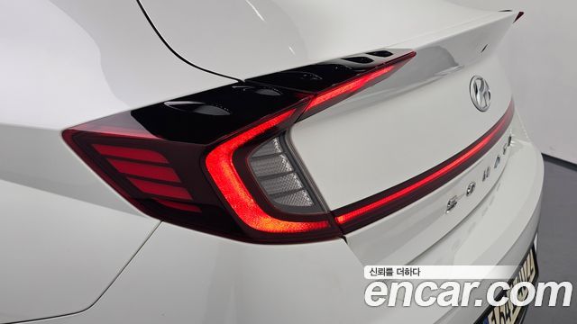 Hyundai Sonata (DN8) 1.6 Turbo Inspiration 2021 — фото 23