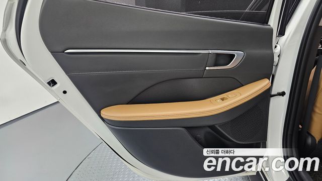 Hyundai Sonata (DN8) 1.6 Turbo Inspiration 2021 — фото 25