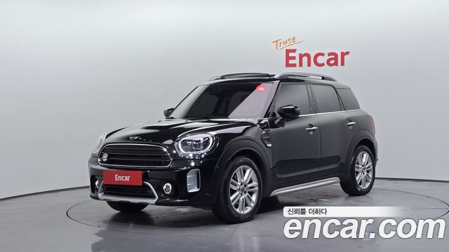 MINI Cooper Countryman Classic Plus Launch Pack 2nd Gen 2023 — фото 1