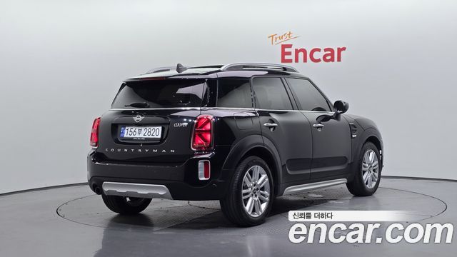 MINI Cooper Countryman Classic Plus Launch Pack 2nd Gen 2023 — фото 2