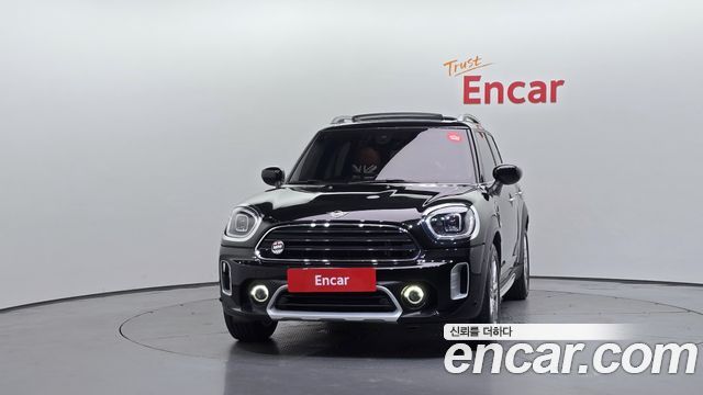 MINI Cooper Countryman Classic Plus Launch Pack 2nd Gen 2023 — фото 3