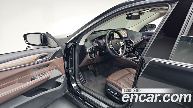 BMW 6 Series GT (G32) 630i xDrive Luxury 2023 — фото 10
