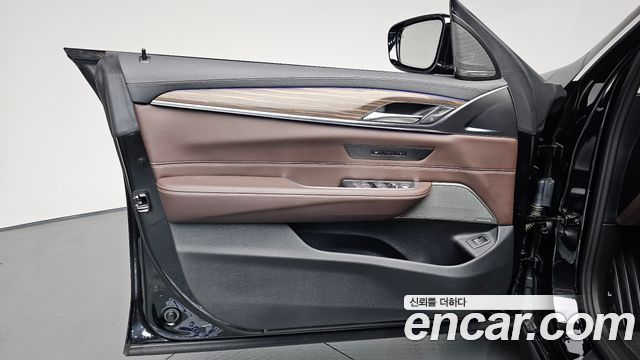 BMW 6 Series GT (G32) 630i xDrive Luxury 2023 — фото 24