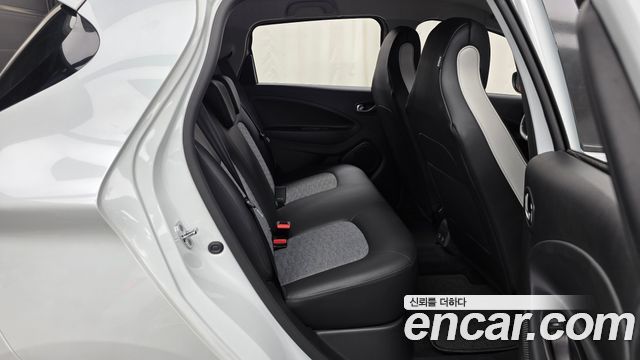 Renault Korea Zoe Intens Eco 2021 — фото 12