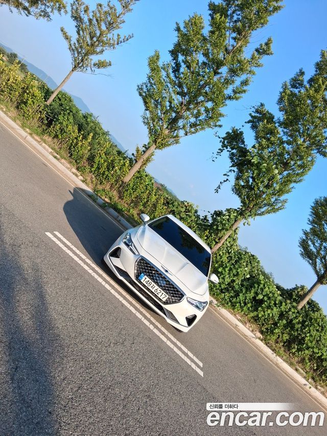 Genesis G70 2.0T Elite