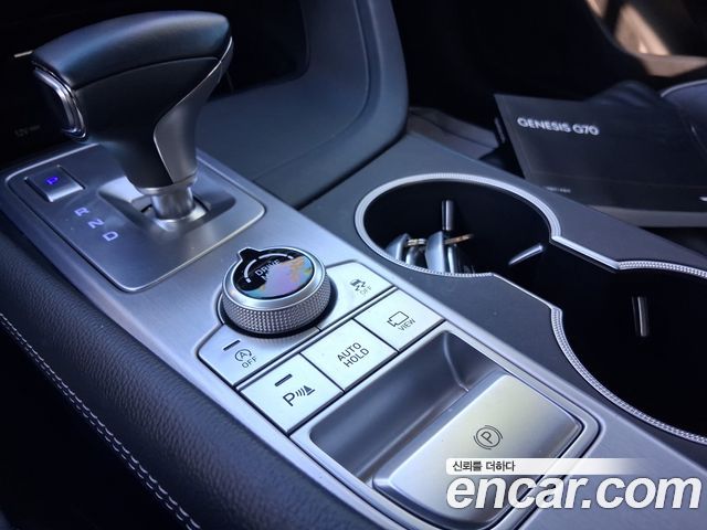 Genesis G70 2.0T Elite 2020 — фото 20