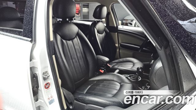 MINI Cooper D Countryman SE 1st 2013 — фото 10