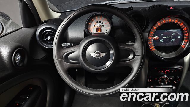 MINI Cooper D Countryman SE 1st 2013 — фото 13