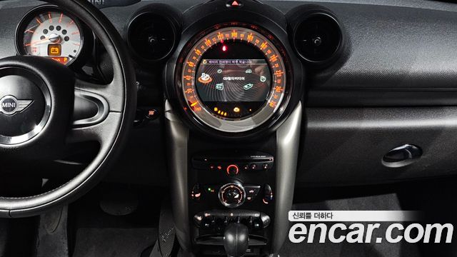 MINI Cooper D Countryman SE 1st 2013 — фото 14