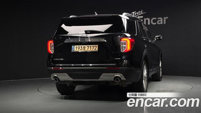 Ford Explorer (VI) 3.3 Hybrid 2022 — фото 4