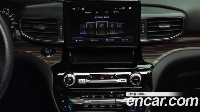 Ford Explorer (VI) 3.3 Hybrid 2022 — фото 18