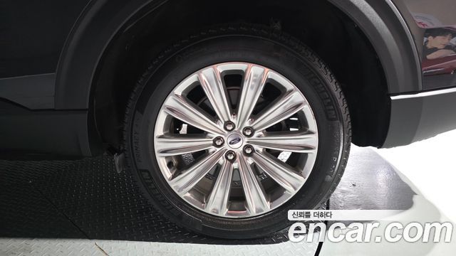 Ford Explorer (VI) 3.3 Hybrid 2022 — фото 27