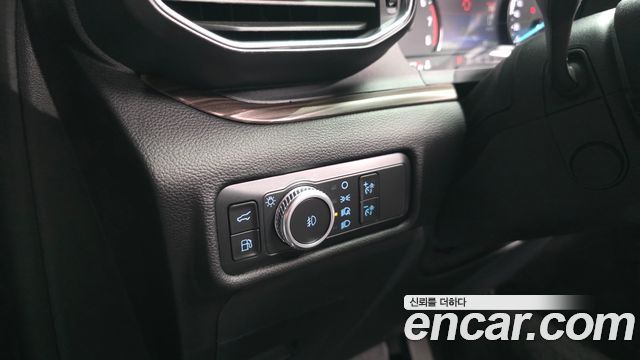 Ford Explorer (VI) 3.3 Hybrid 2022 — фото 34