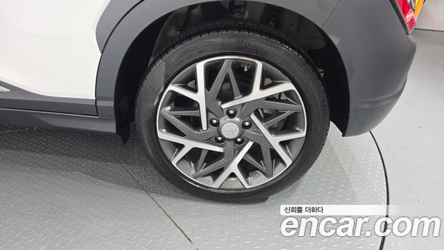 Hyundai Kona Hybrid Inspiration 2023 — фото 21
