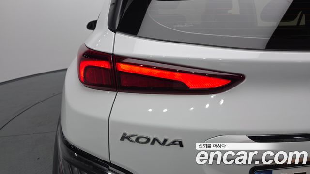 Hyundai Kona Hybrid Inspiration 2023 — фото 23