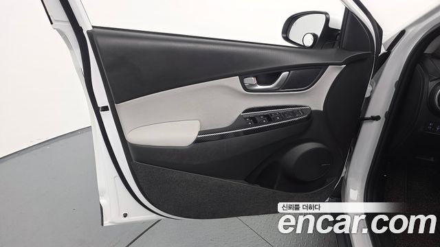 Hyundai Kona Hybrid Inspiration 2023 — фото 24